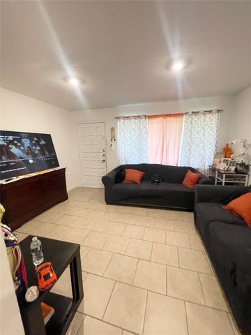 4118 Ebbtide Drive, Houston, TX 77045