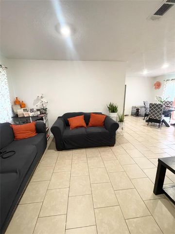 4118 Ebbtide Drive, Houston, TX 77045