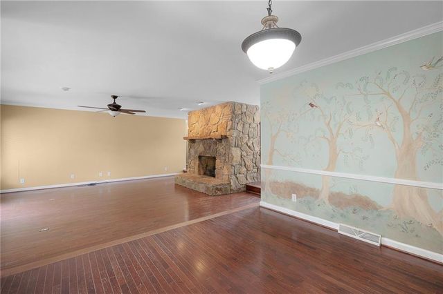 127 Windsor Drive, Calhoun, GA 30701