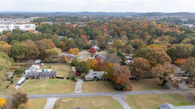 127 Windsor Drive, Calhoun, GA 30701