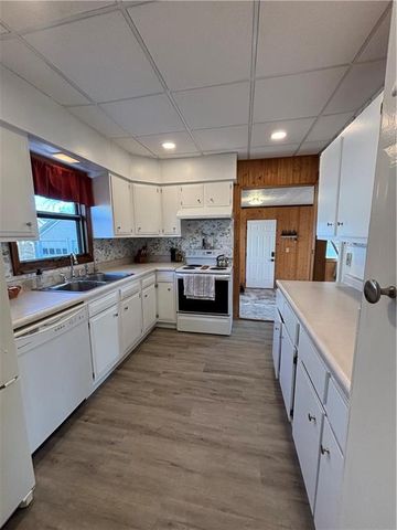 1820 Main Street, Bloomer, WI 54724