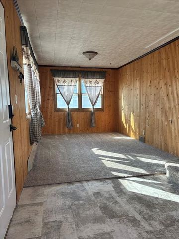 1820 Main Street, Bloomer, WI 54724