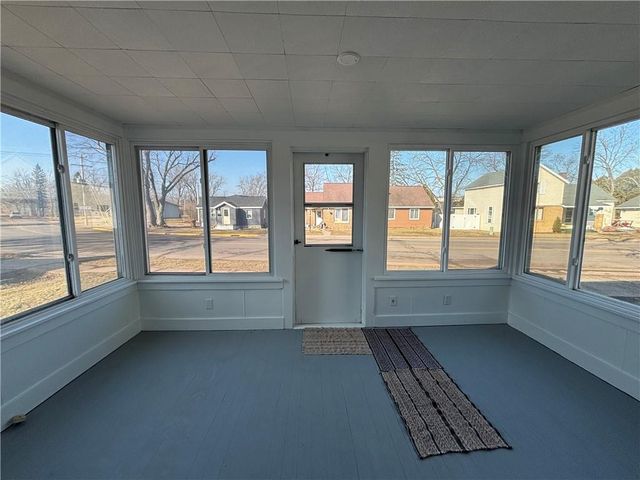 1820 Main Street, Bloomer, WI 54724