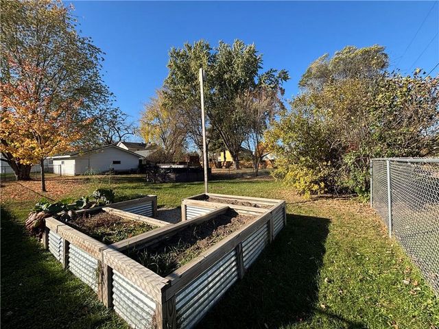 1820 Main Street, Bloomer, WI 54724