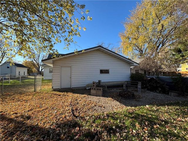 1820 Main Street, Bloomer, WI 54724