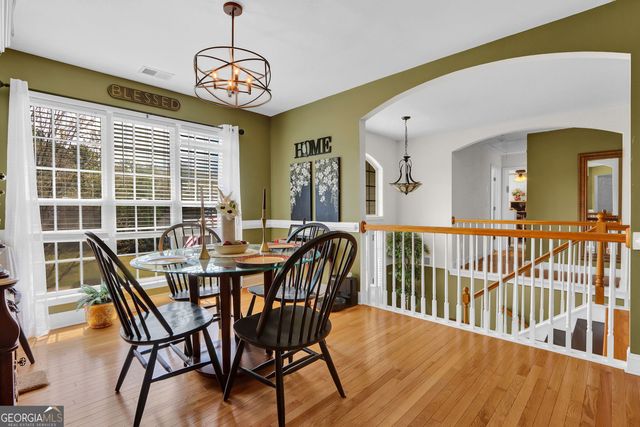 9020 Farm Shaw Drive, Gainesville, GA 30506