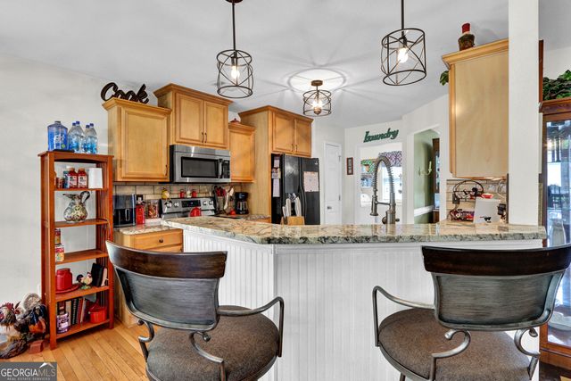 9020 Farm Shaw Drive, Gainesville, GA 30506