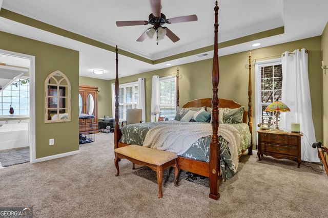 9020 Farm Shaw Drive, Gainesville, GA 30506