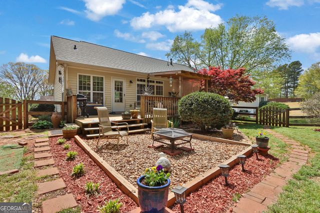 9020 Farm Shaw Drive, Gainesville, GA 30506