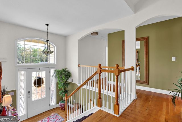 9020 Farm Shaw Drive, Gainesville, GA 30506