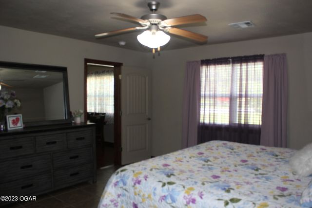 4030 E 15th Place, Joplin, MO 64801