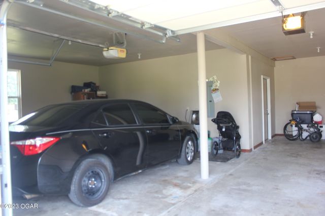 4030 E 15th Place, Joplin, MO 64801