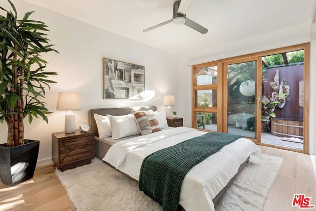 2211 Ashland Avenue, Santa Monica, CA 90405