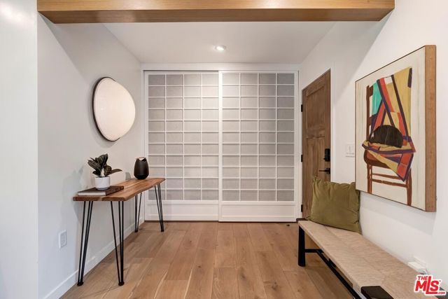 2211 Ashland Avenue, Santa Monica, CA 90405