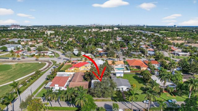 1323 Lincoln Street, Hollywood, FL 33019