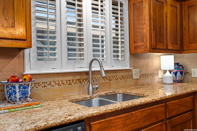 2126 E Lawndale Dr., San Antonio, TX 78209