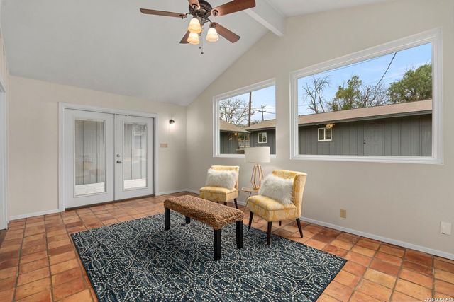 2126 E Lawndale Dr., San Antonio, TX 78209