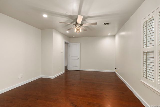 2126 E Lawndale Dr., San Antonio, TX 78209