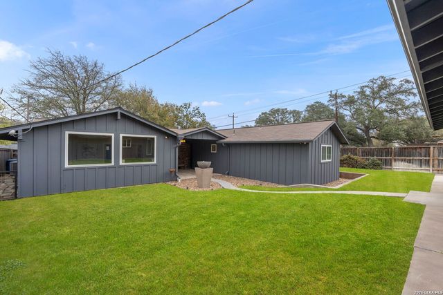 2126 E Lawndale Dr., San Antonio, TX 78209