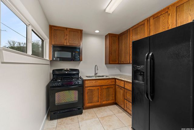 2126 E Lawndale Dr., San Antonio, TX 78209