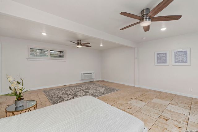 2126 E Lawndale Dr., San Antonio, TX 78209