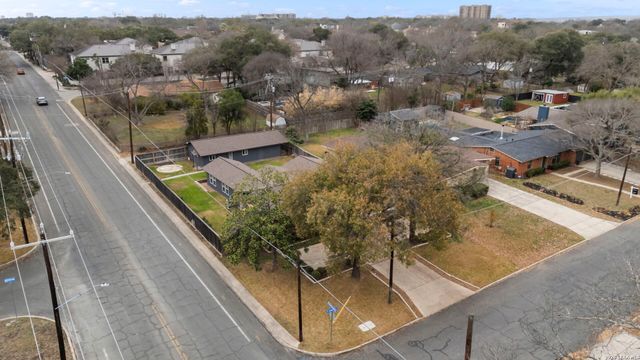 2126 E Lawndale Dr., San Antonio, TX 78209