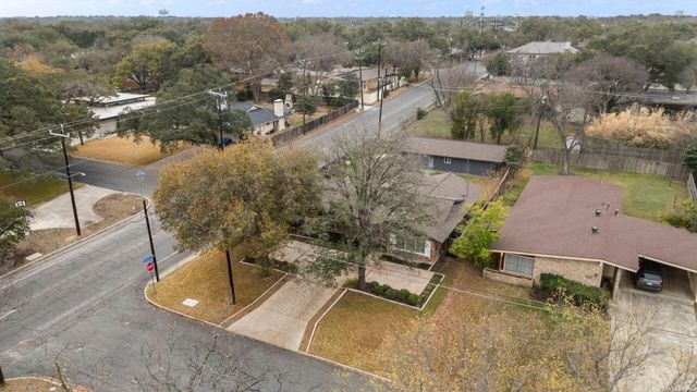 2126 E Lawndale Dr., San Antonio, TX 78209