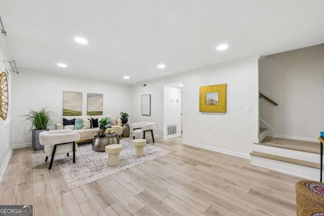 6900 Roswell Road 1D, Atlanta, GA 30328