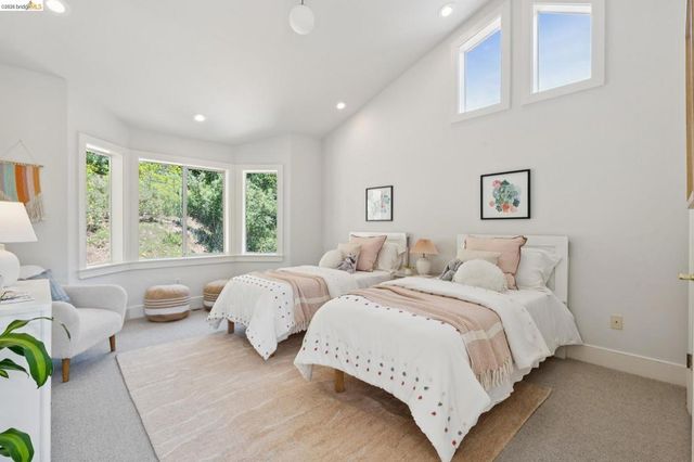 23 Valant Place, Piedmont, CA 94610