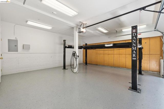 23 Valant Place, Piedmont, CA 94610