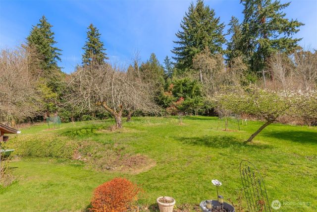 2642 E Lake Sammamish Parkway NE, Sammamish, WA 98074