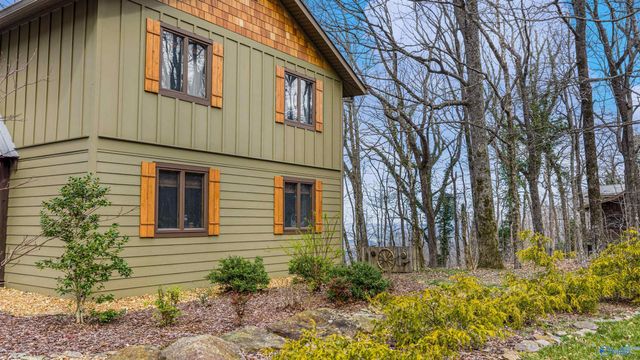 16689 County Road 89, Mentone, AL 35984