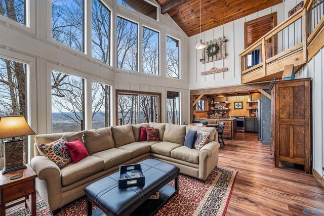 16689 County Road 89, Mentone, AL 35984