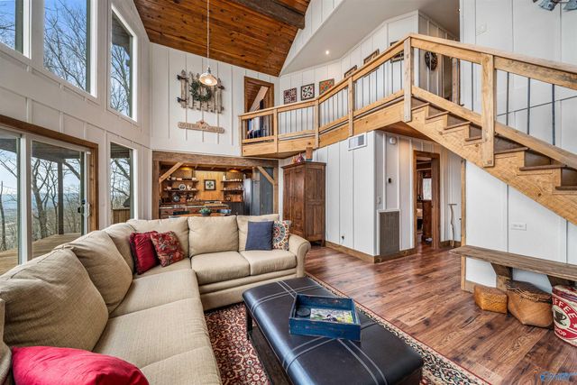 16689 County Road 89, Mentone, AL 35984