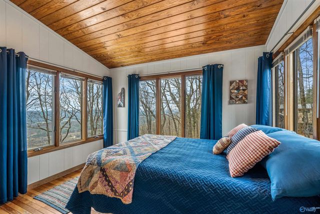 16689 County Road 89, Mentone, AL 35984