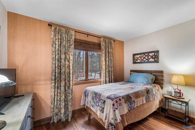 16689 County Road 89, Mentone, AL 35984