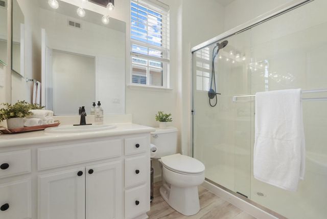 1692 Biarritz Ct, Tracy, CA 95304