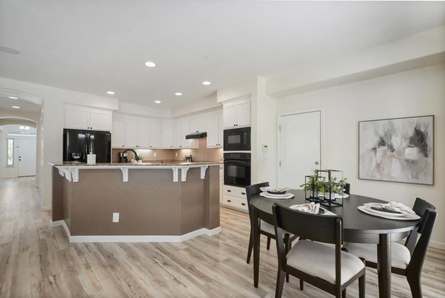 1692 Biarritz Ct, Tracy, CA 95304