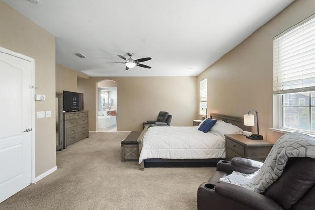 1692 Biarritz Ct, Tracy, CA 95304