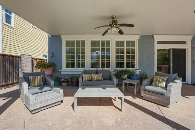 1692 Biarritz Ct, Tracy, CA 95304