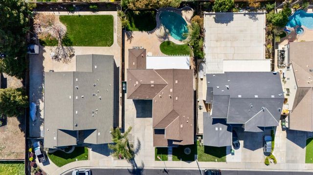 1692 Biarritz Ct, Tracy, CA 95304