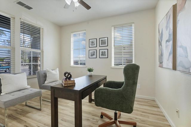 1692 Biarritz Ct, Tracy, CA 95304