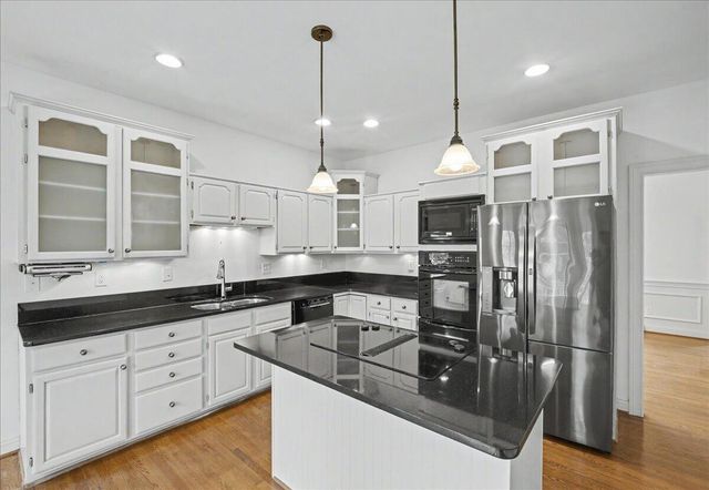 777 Andover Village Drive, Lexington, KY 40509