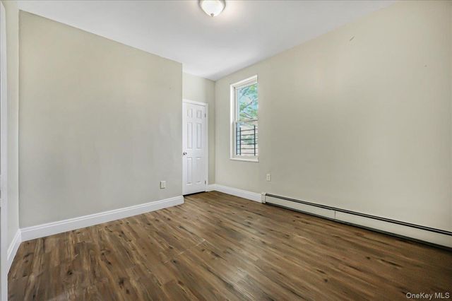 704 E 183rd Street, Bronx, NY 10458