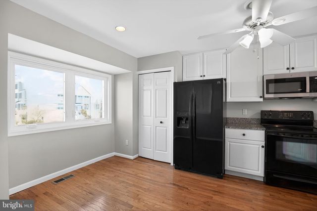 8076 WINDWARD KEY DR, Chesapeake Beach, MD 20732