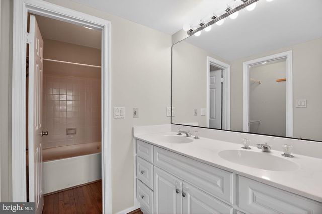 8076 WINDWARD KEY DR, Chesapeake Beach, MD 20732