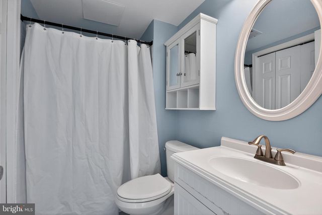 8076 WINDWARD KEY DR, Chesapeake Beach, MD 20732