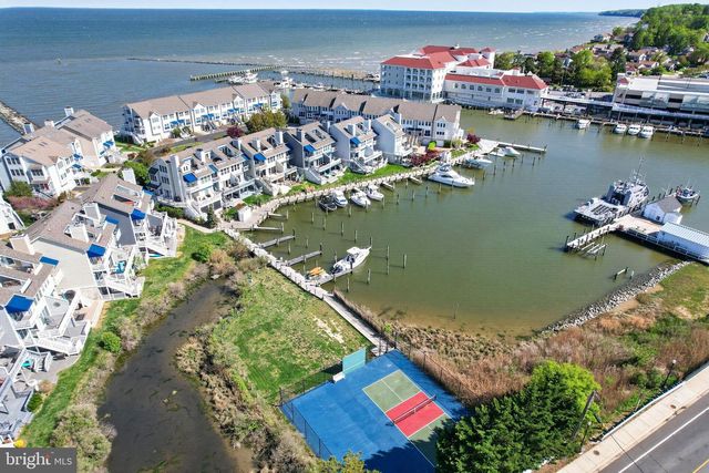 8076 WINDWARD KEY DR, Chesapeake Beach, MD 20732