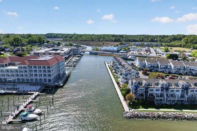 8076 WINDWARD KEY DR, Chesapeake Beach, MD 20732