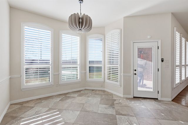 1616 Carriage Creek Drive, Desoto, TX 75115